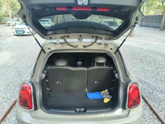 [上海·粤F] 二手MINIMINI2018款 1.5T COOPER 艺术家