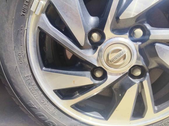 [嘉兴·浙A] 二手日产日产NV2002016款 改款 1.6L CVT豪华型