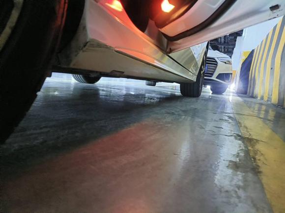 [济南·鲁A] 二手奔驰奔驰C级2017款 改款 C 200 运动版