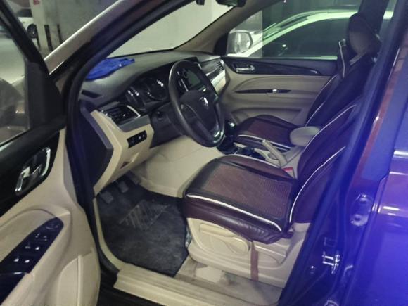 [西安·陕A] 二手宝骏宝骏7302016款 1.5L 手动舒适型 7座 国V