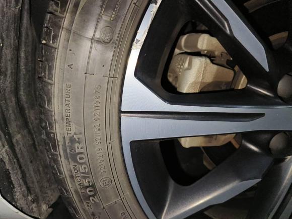 [广州·粤E] 二手吉利汽车帝豪2022款 第4代 1.5L CVT旗舰型