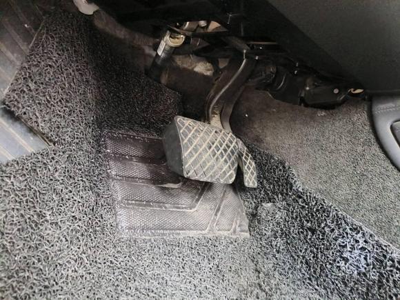 [宁波·浙B] 二手奥迪奥迪A82011款 A8L 3.0 TFSI quattro豪华型(213kW)