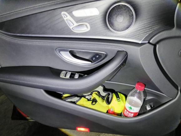 [南京·苏A] 二手奔驰奔驰E级2018款 改款 E 200 L 运动型