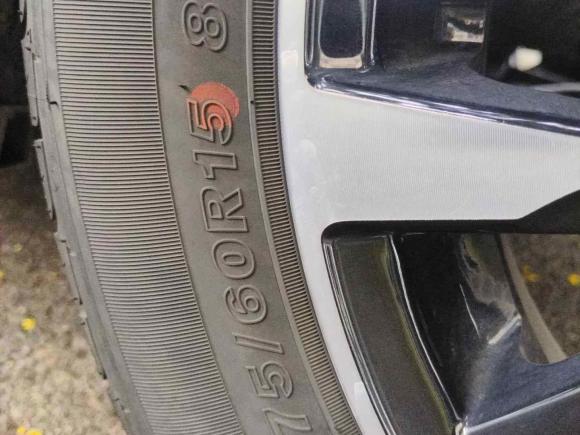 [成都·川A] 二手奇瑞新能源小蚂蚁2022款 改款 甜粉款 半糖版 磷酸铁锂 30.7kWh 30kW 301km