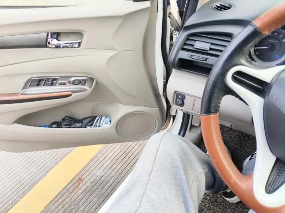 [温州·浙C] 二手本田锋范经典2012款 1.5L 自动精英版