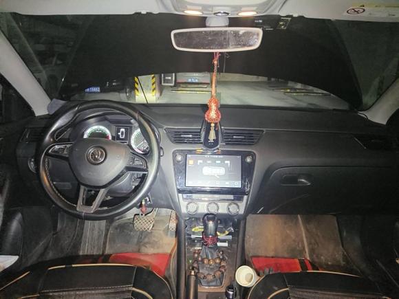 [无锡·苏B] 二手斯柯达明锐2018款 旅行车 TSI280 DSG豪华版