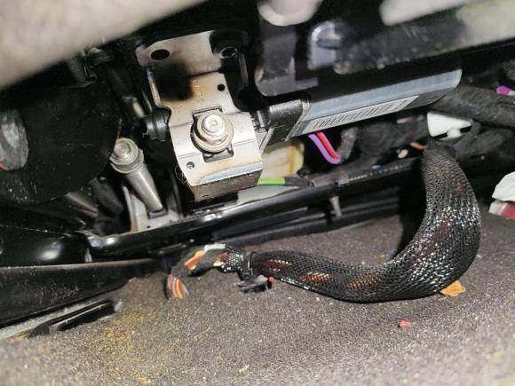 [深圳·粤B] 二手大众途锐2011款 3.0TSI 高配型