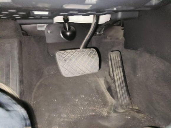 [杭州·浙A] 二手红旗红旗HS52019款 2.0T 智联旗享版