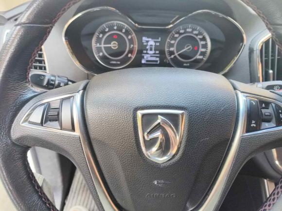 [上海·苏J] 二手宝骏宝骏5602016款 1.8L iAMT豪华型