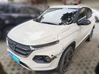 宝骏宝骏5102017款 1.5L 手动豪华型