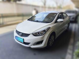 现代朗动2016款 1.6L 手动尊贵型