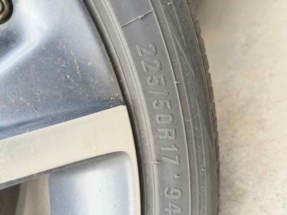 [武汉·冀D] 二手别克别克GL62018款 18T 6座尊贵型