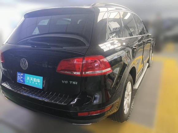 [苏州·苏E] 二手大众途锐2011款 3.0TSI 标配型