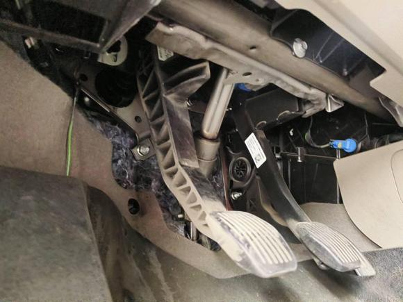 [常州·苏C] 二手福特福克斯2017款 三厢 1.6L 手动舒适型智行版