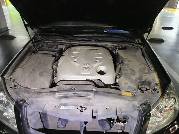 [南通·苏F] 二手丰田皇冠2010款 2.5L Royal 真皮天窗版