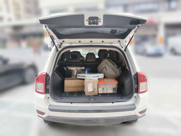 [青岛·鲁B] 二手Jeep指南者2011款 2.4L 四驱舒适版