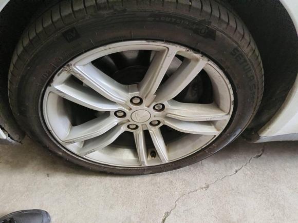 [广州·粤A] 二手特斯拉Model S2015款 Model S 85