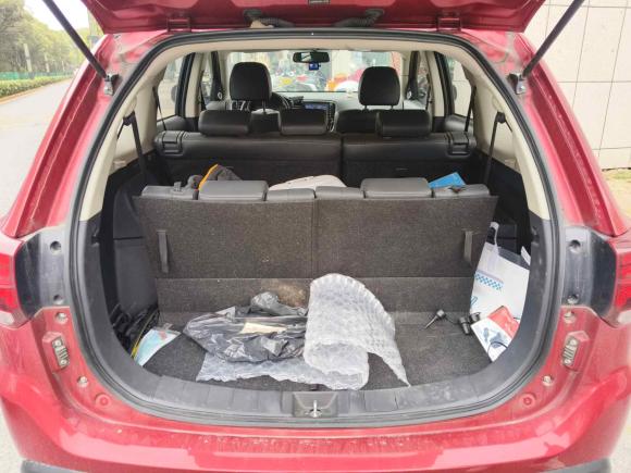 [上海·鄂J] 二手三菱欧蓝德2018款 2.0L 两驱嘉乐版 7座