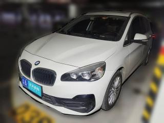 宝马宝马2系多功能旅行车2018款 220i 领先型