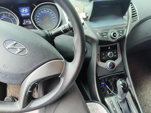 [嘉兴·粤S] 二手现代朗动2015款 1.6L 自动领先型