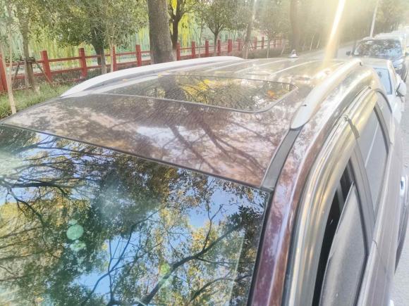 [上海·苏F] 二手江铃驭胜S3502016款 2.0T 自动四驱汽油超豪华版5座