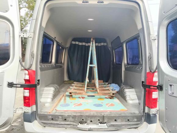 [无锡·苏B] 二手福田图雅诺2023款 吉象多功能 2.0T手动 长轴中顶 后单胎5/6/7/9座