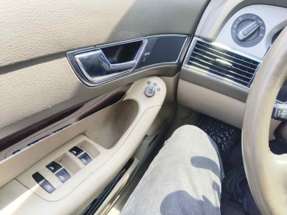 [上海·沪F] 二手奥迪奥迪A6L2011款 2.7 TDI 舒适型