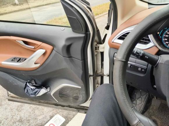 [无锡·苏B] 二手东南东南DX72015款 1.5T 手动精英型