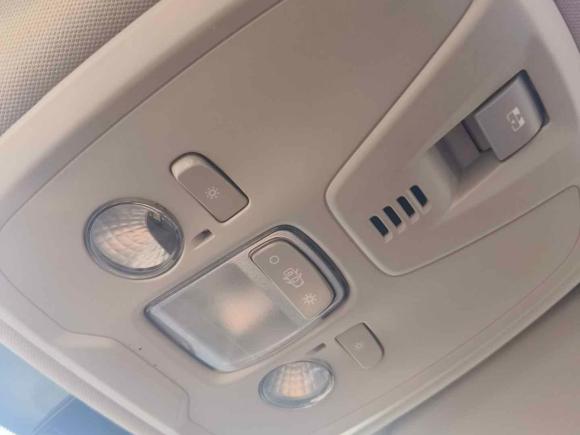 [武汉·鄂A] 二手标致标致4082015款 1.2T 自动豪华版