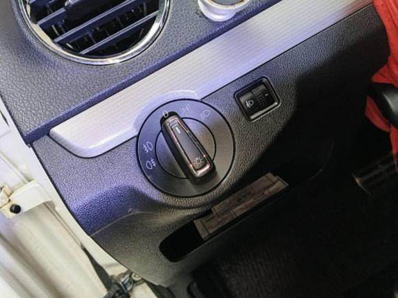 [成都·川A] 二手大众捷达2015款 1.4TSI 自动运动型