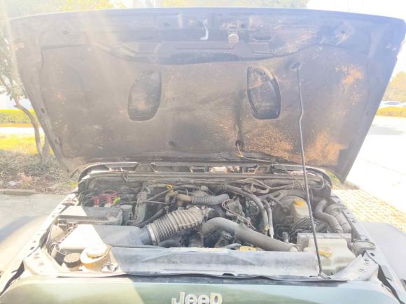 [苏州·苏E] 二手Jeep牧马人2008款 3.8L Sahara 两门版