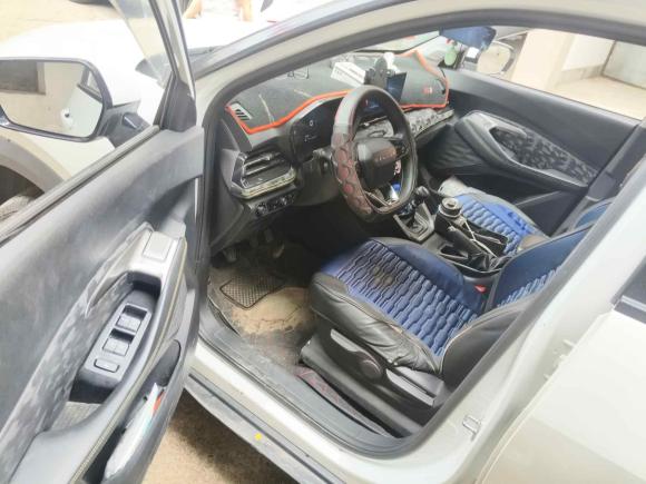 [南昌·赣C] 二手宝骏宝骏RS-32020款 1.5L 手动24小时在线精英型