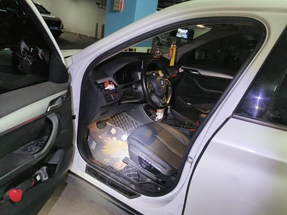 [青岛·鲁G] 二手宝马宝马X12018款 sDrive18Li 时尚型