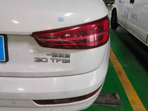 [广州·粤A] 二手奥迪奥迪Q32017款 30 TFSI 标准型