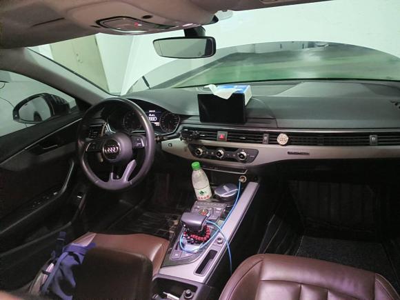 [南京·苏A] 二手奥迪奥迪A4L2017款 Plus 40 TFSI 进取型