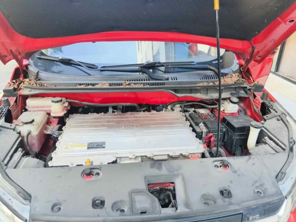 [深圳·粤B] 二手比亚迪元新能源2018款 EV360 智联创酷型