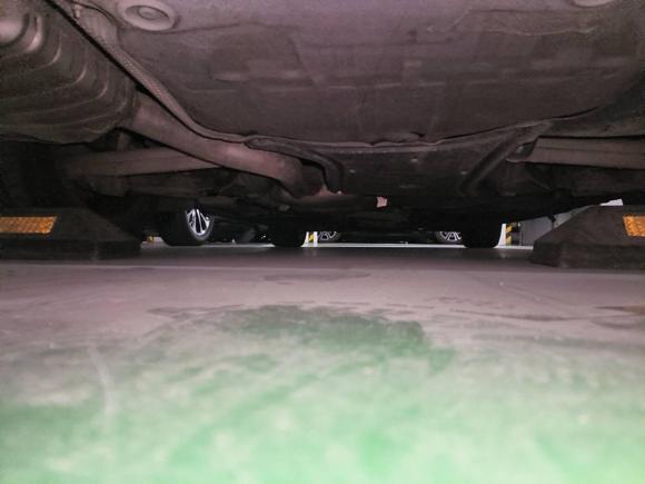 [深圳·粤B] 二手奥迪奥迪A4L2015款 35 TFSI 自动舒适型