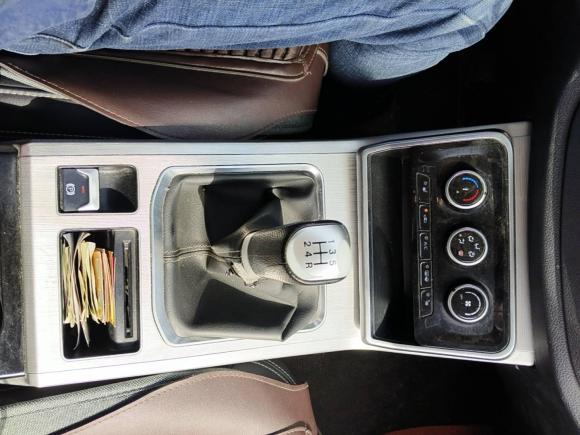 [西安·陕U] 二手奔腾奔腾X402019款 1.6L 手动豪华型 国VI