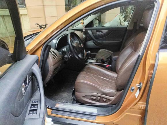 [上海·沪B] 二手英菲尼迪英菲尼迪QX702013款 3.7L 标准版