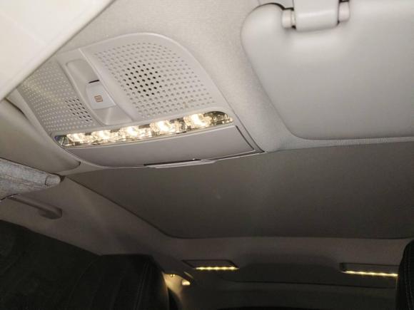 [广州·湘A] 二手奔驰奔驰C级2019款 C 260 L 运动版