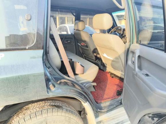 [济南·鲁A] 二手猎豹汽车黑金刚2009款 2.4L 手动四驱