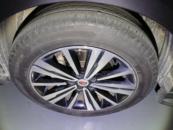 [深圳·粤B] 二手荣威荣威RX5新能源2017款 eRX5 50T 混动互联尊贵旗舰版