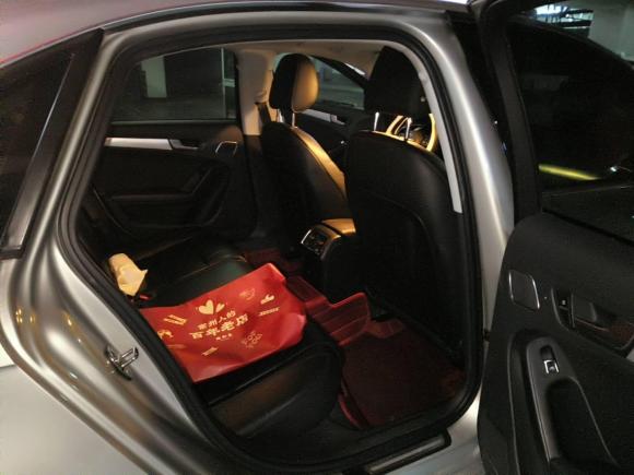 [常州·苏D] 二手奥迪奥迪A4L2016款 35 TFSI 典藏版 自动标准型