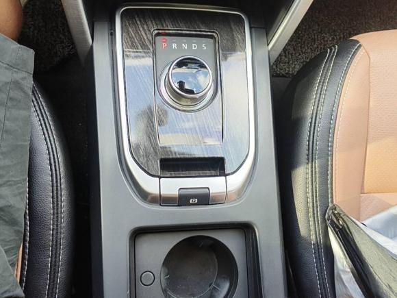 [温州·浙C] 二手路虎发现神行2016款 2.0T SE