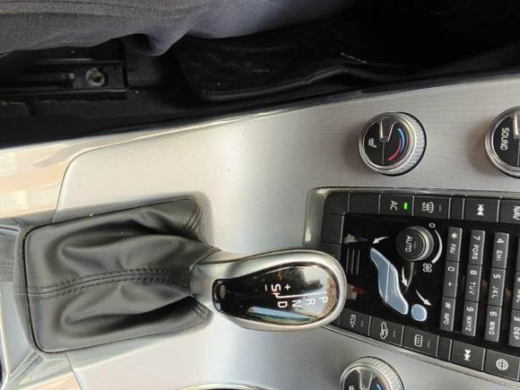 [上海·皖C] 二手沃尔沃沃尔沃V602017款 T5 智逸版 国V