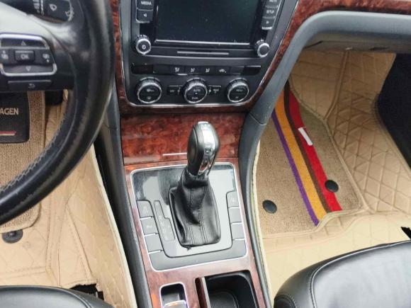 [成都·贵A] 二手大众帕萨特2011款 1.8TSI DSG御尊版