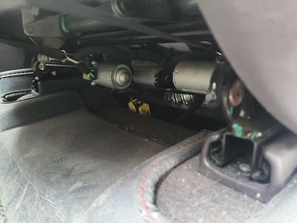 [西安·陕A] 二手Jeep自由光2016款 2.0L 优越版