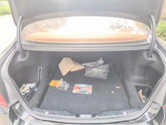 [嘉兴·浙F] 二手宝马宝马5系2012款 530Li 领先型