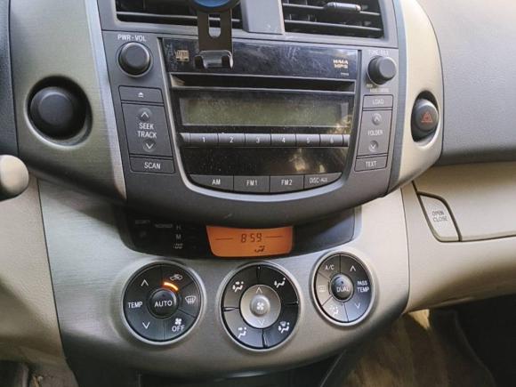 [上海·苏B] 二手丰田RAV4荣放2011款 2.0L 自动豪华版