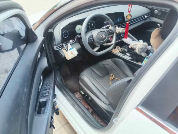 [合肥·皖A] 二手现代伊兰特2023款  1.5L CVT TOP旗舰版